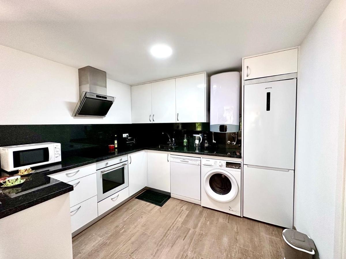 Apartamento La Cala Del Moral Sol Y Mar Apartment Ngoại thất bức ảnh